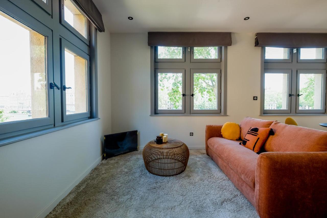 Honore Suite Vue Saone Лион Экстерьер фото